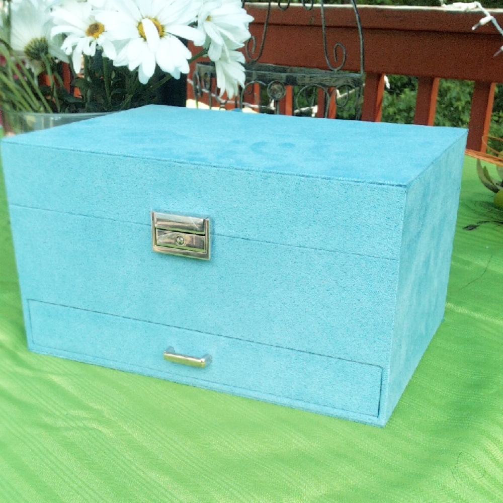 Jewelry Box Antitarnish Blue And Black N/A Red,Purple, Pink And Green Available